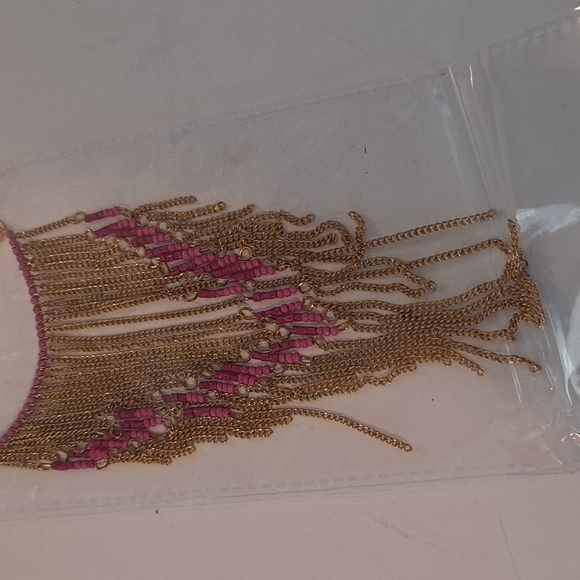 NEW!!! Pink and Gold Fringe Necklace - Picture 4 of 6